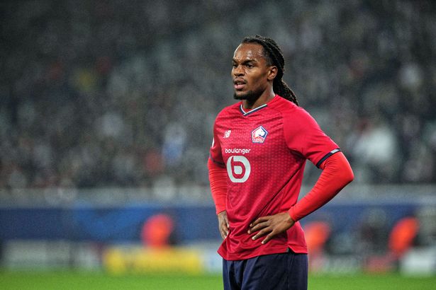 Renato Sanches stands akimbo in a Lille jersey